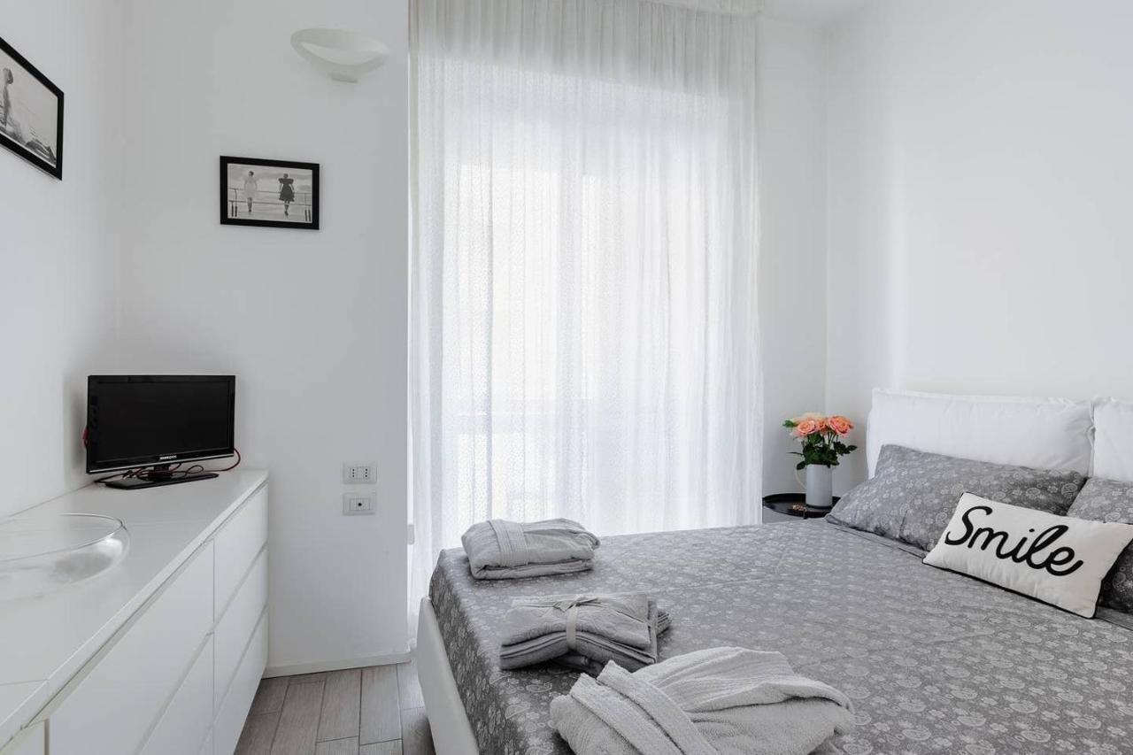 Stupendo E Accogliente Apt Milaan Buitenkant foto